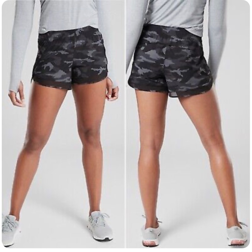 Athleta 4” mesh racer run short